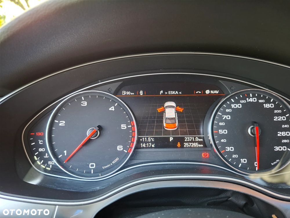 Audi A6 - 6