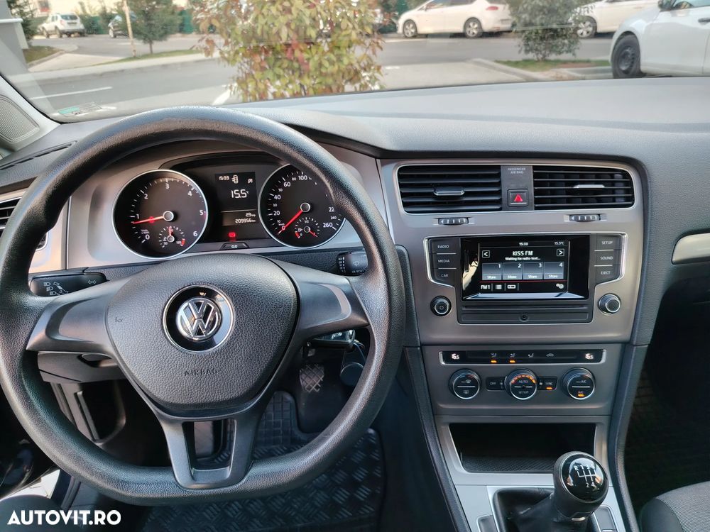 Volkswagen Golf 1.6 TDI DPF BlueMotion Technology Comfortline - 16