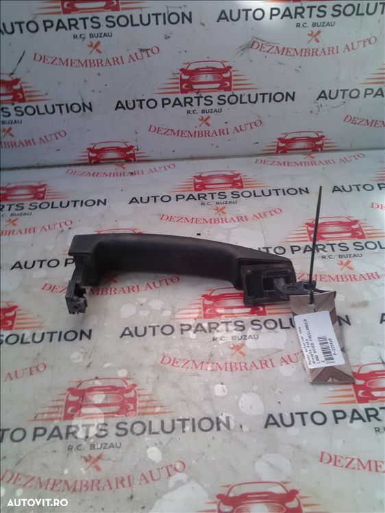 maner exterior usa dreapta fata land rover freelander 2 - 1