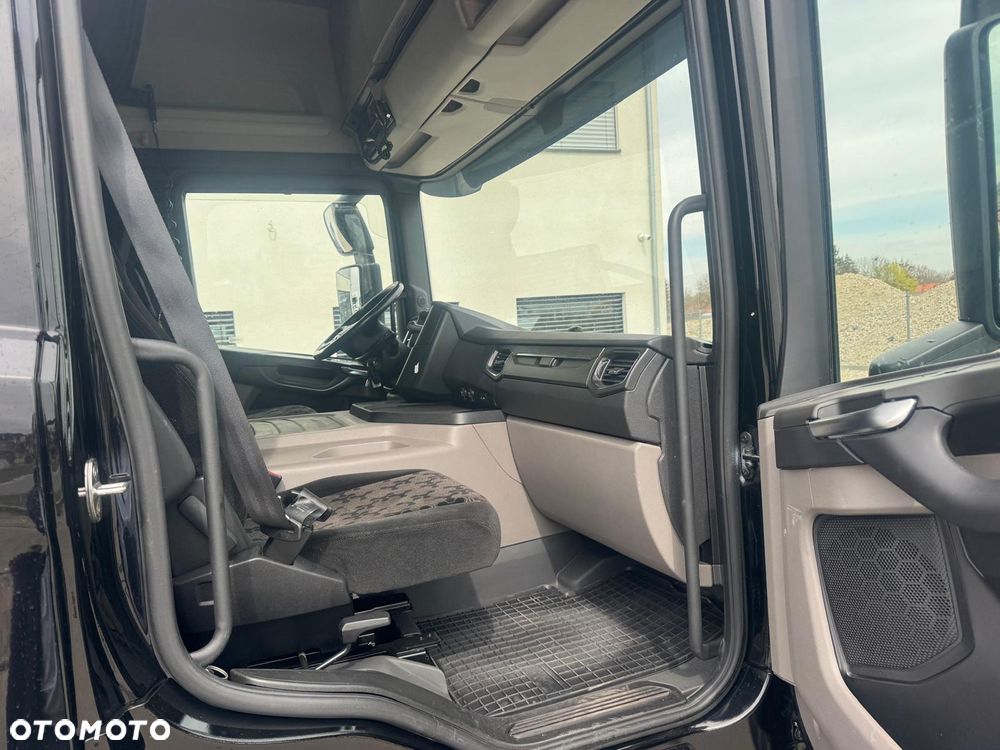 Scania P410/ MEGA LOWDECK/ RUCHOME SIODŁO/ 240Tyskm/ ZAWIESZENIE FULL PODUSZKA/ FULL LEDY/ KLIMA POSTOJOWA - 22