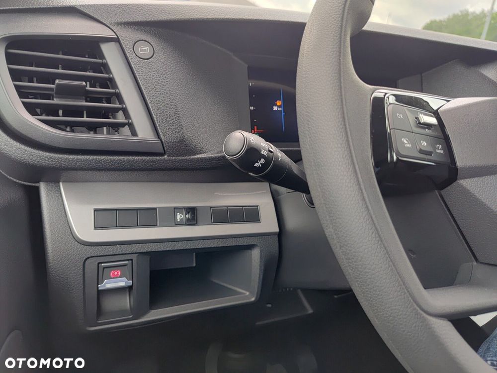 Opel Vivaro Vivaro Furgon XL Diesel 2.2 150 KM Manual - 20