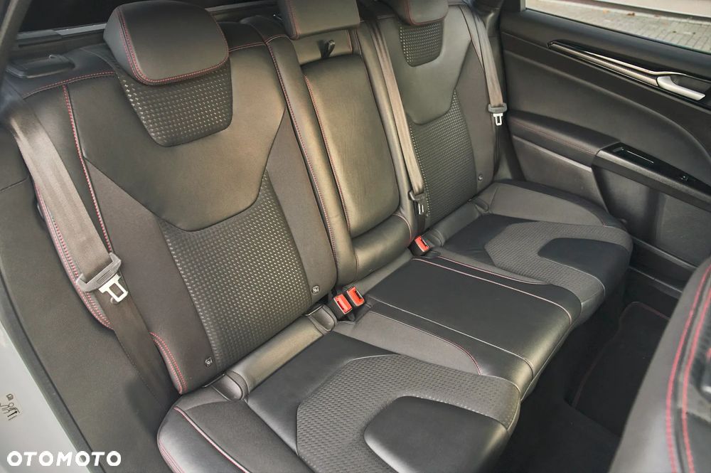Ford Mondeo 2.0 EcoBlue ST-Line Plus - 27