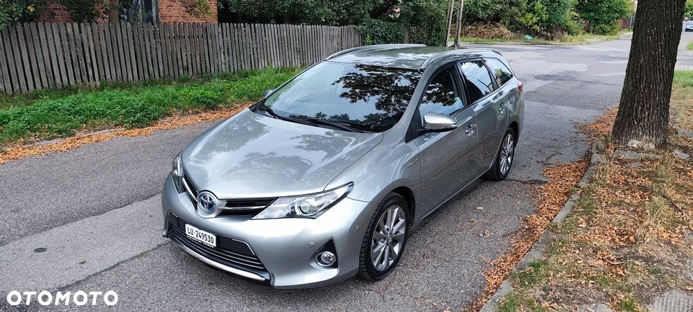 Toyota Auris 1.8 HSD Prestige NAVI - 3