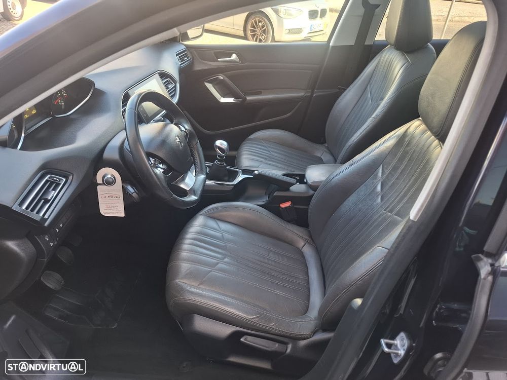 Peugeot 308 SW BlueHDi 120 Stop & Start Allure - 25