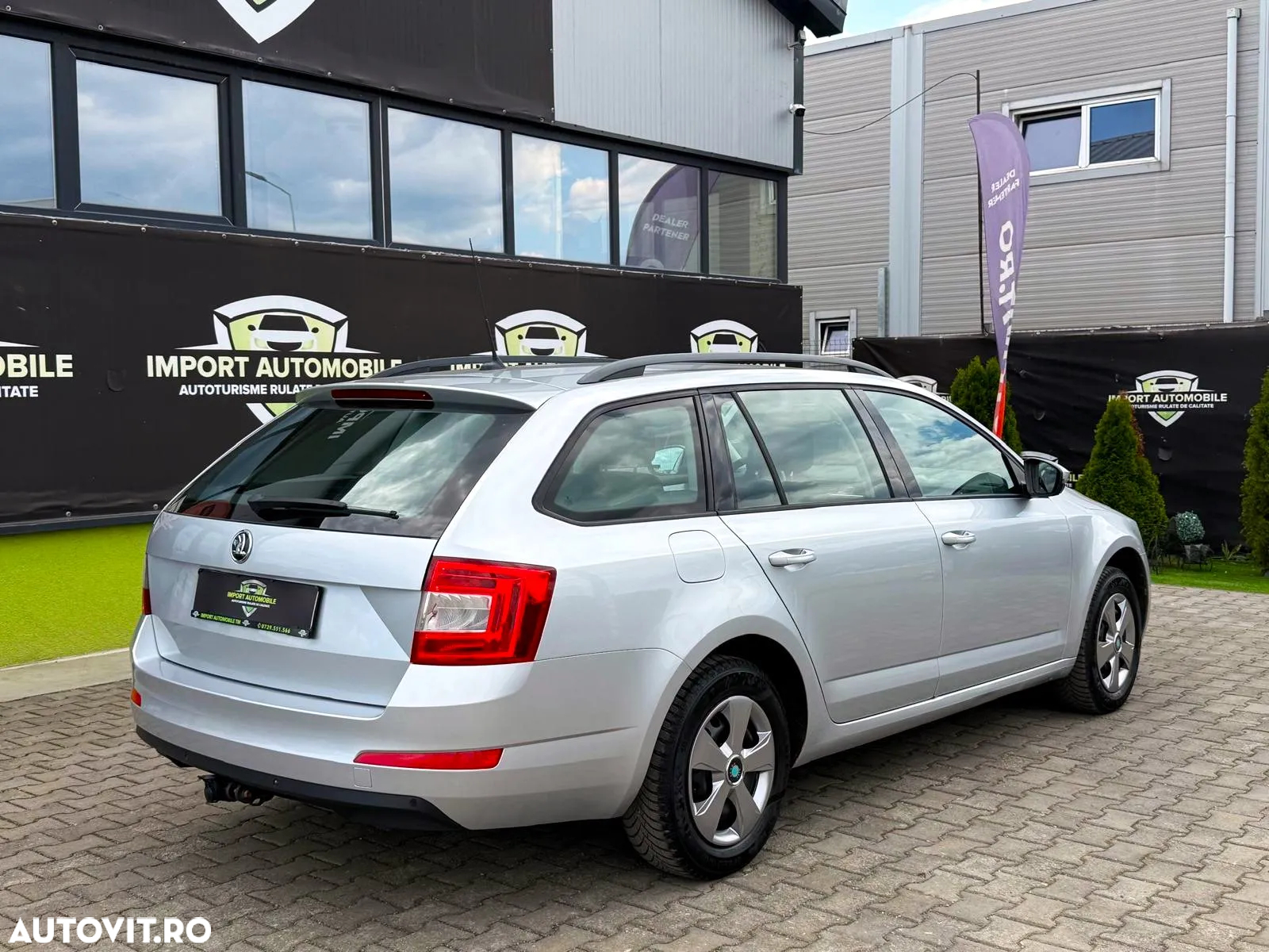 Skoda Octavia Combi 1.6 TDI (Green tec) 4x4 Ambition - 10