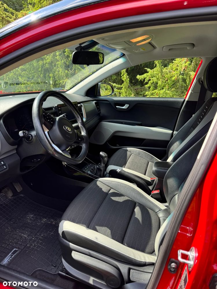Kia Stonic 1.4 L - 10