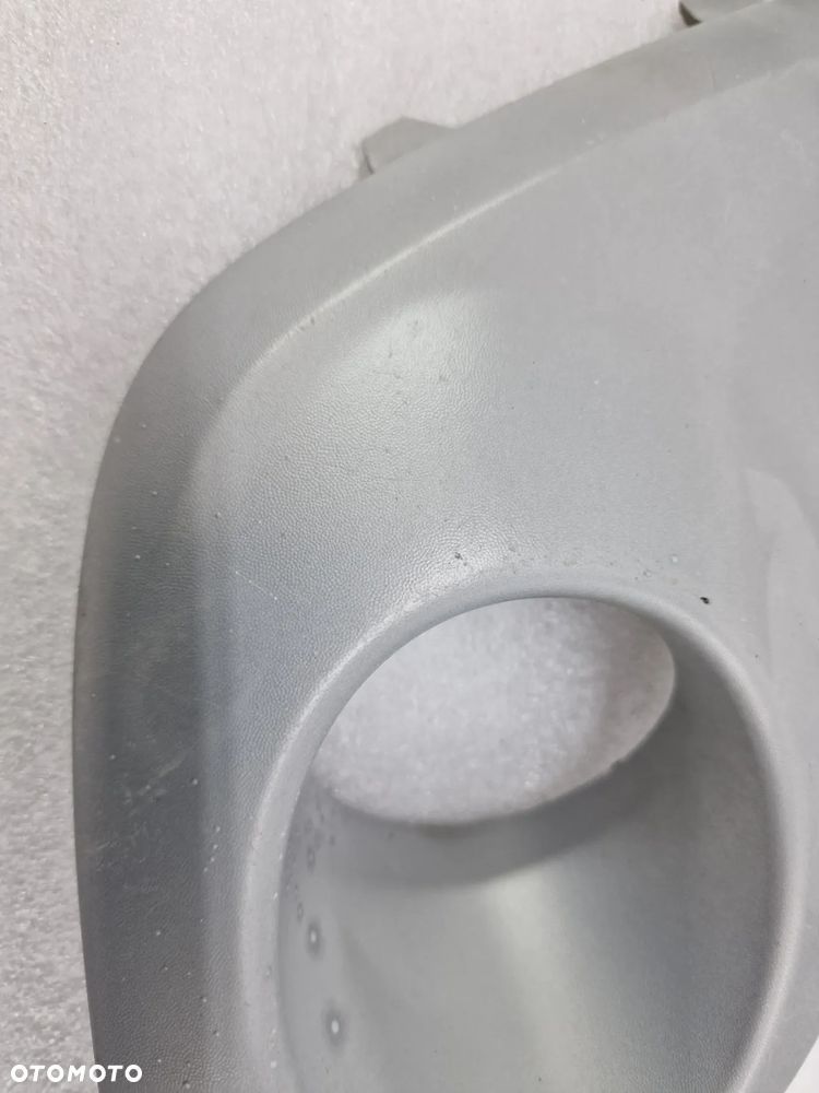 RENAULT SCENIC III 3 / GRAND SCENIC 08- PRAWA KRATKA BOCZNA ZDERZAKA PRZEDNIEGO PRZÓD , NR AUKCJI D/85 - 3