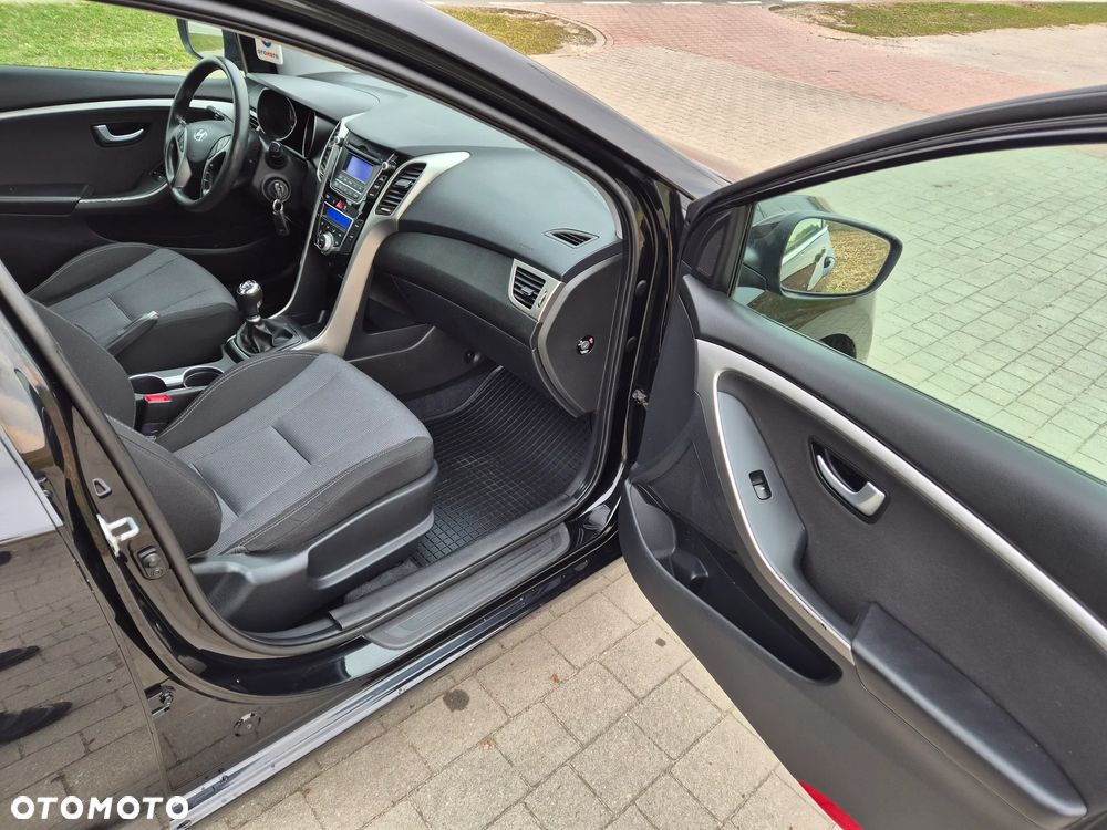 Hyundai i30 1.4 CRDi Trend - 13