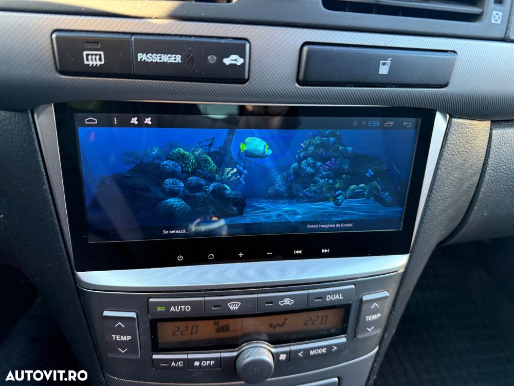 Toyota Avensis 2.0 D-4D Executive - 6