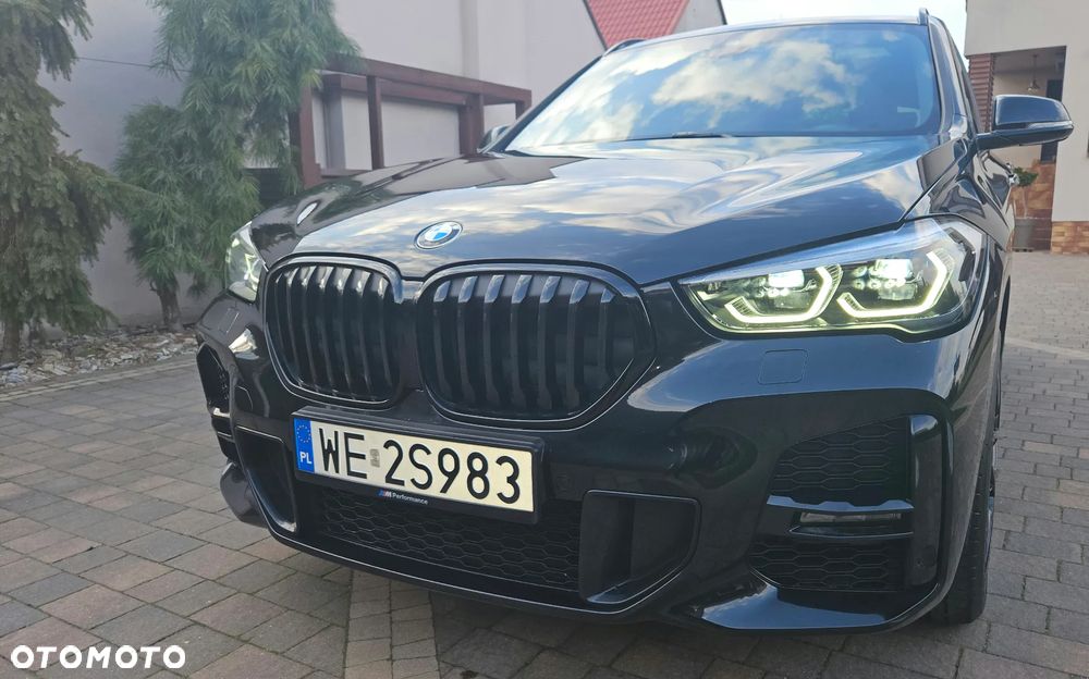 BMW X1 xDrive20i M Sport - 6