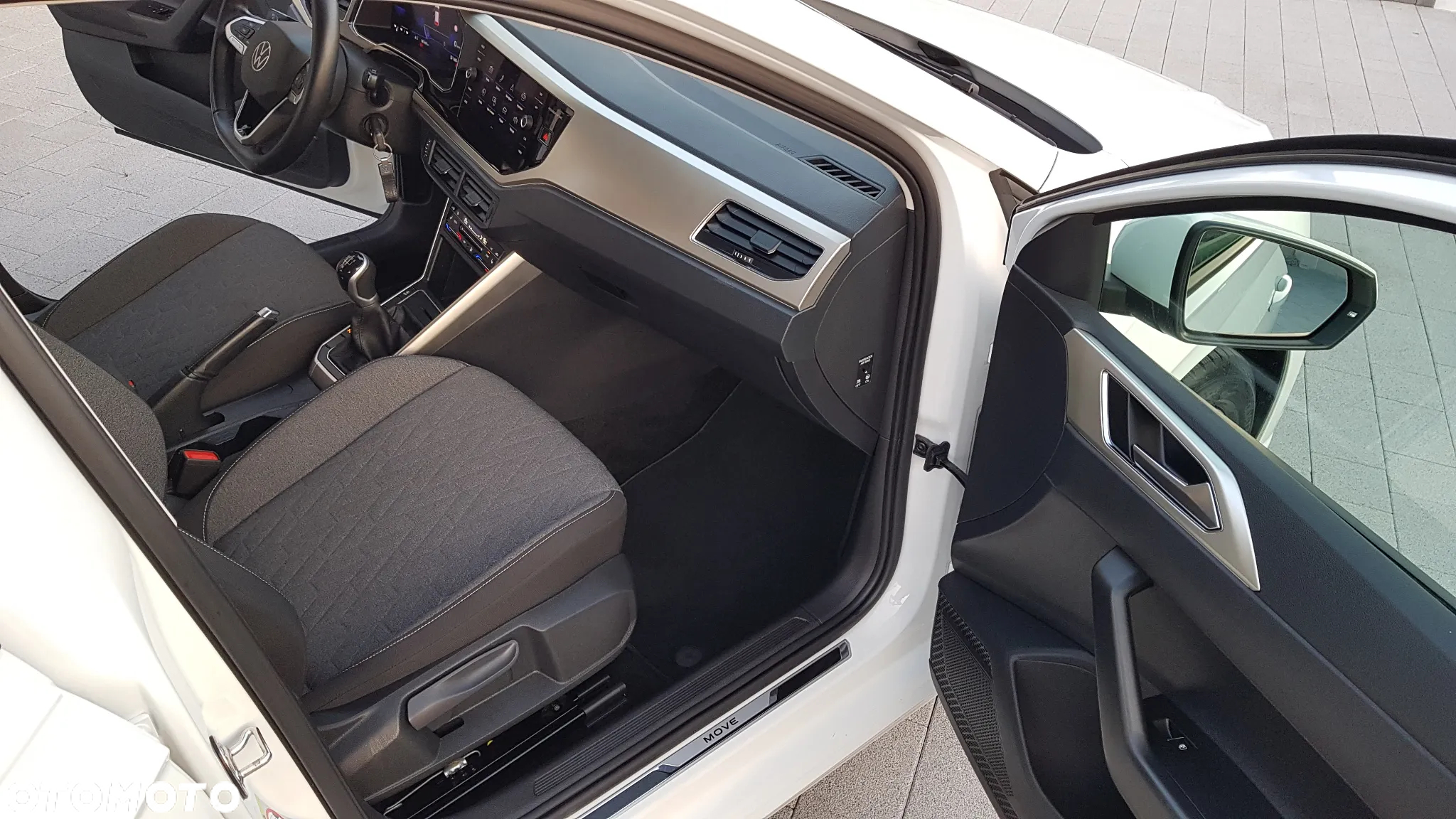 Volkswagen Polo 1.0 MPI Special Edition - 21