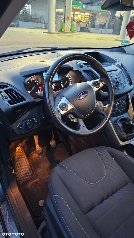 Ford Kuga 1.5 EcoBoost FWD Edition ASS - 8