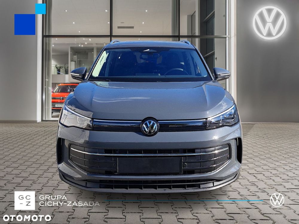 Volkswagen Tiguan - 8