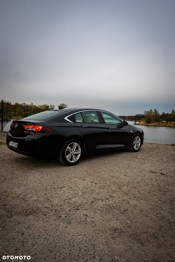 Opel Insignia 1.6 CDTI Cosmo ecoFLEX S&S - 10