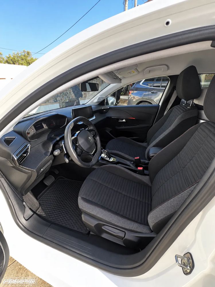 Peugeot 208 PureTech 100 EAT8 Allure - 6