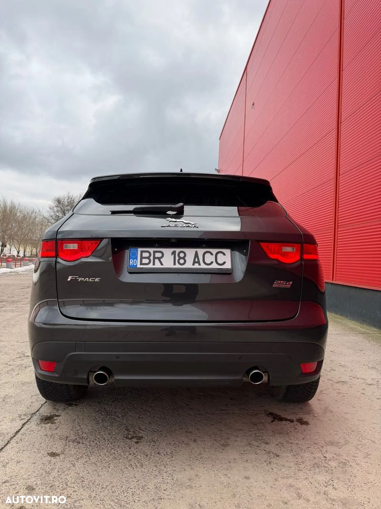Jaguar F-Pace 25d AWD Aut. Portfolio - 9