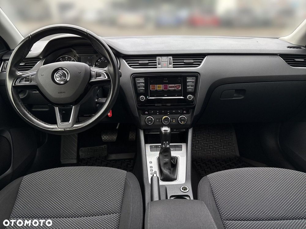 Skoda Octavia 1.4 TSI Ambition DSG - 9