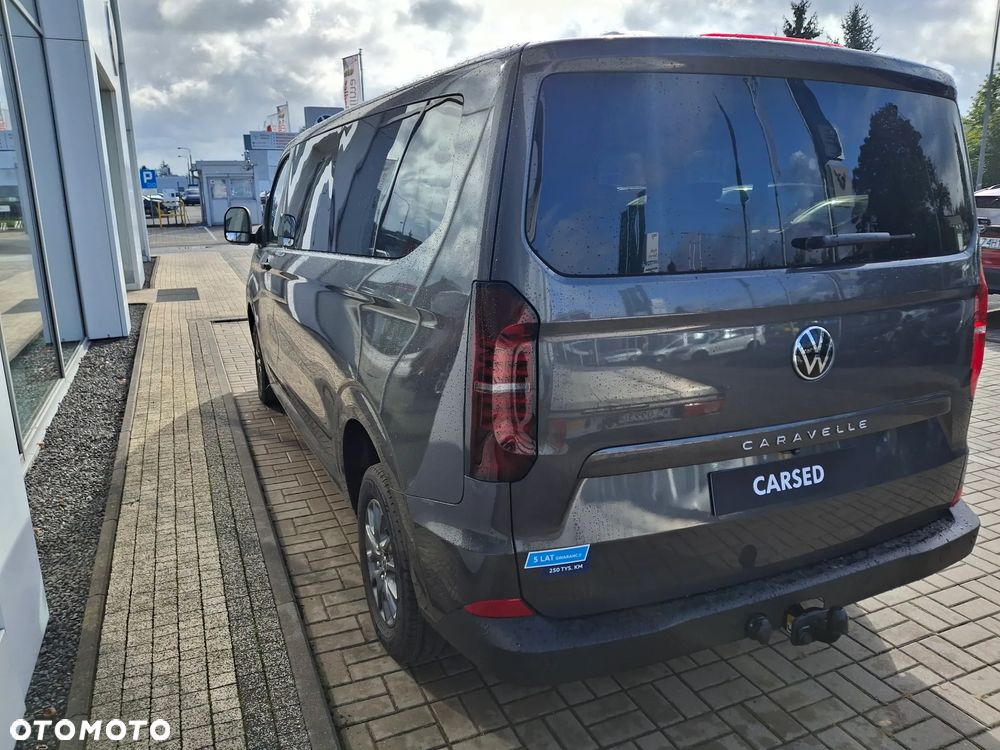 Volkswagen Caravelle - 13