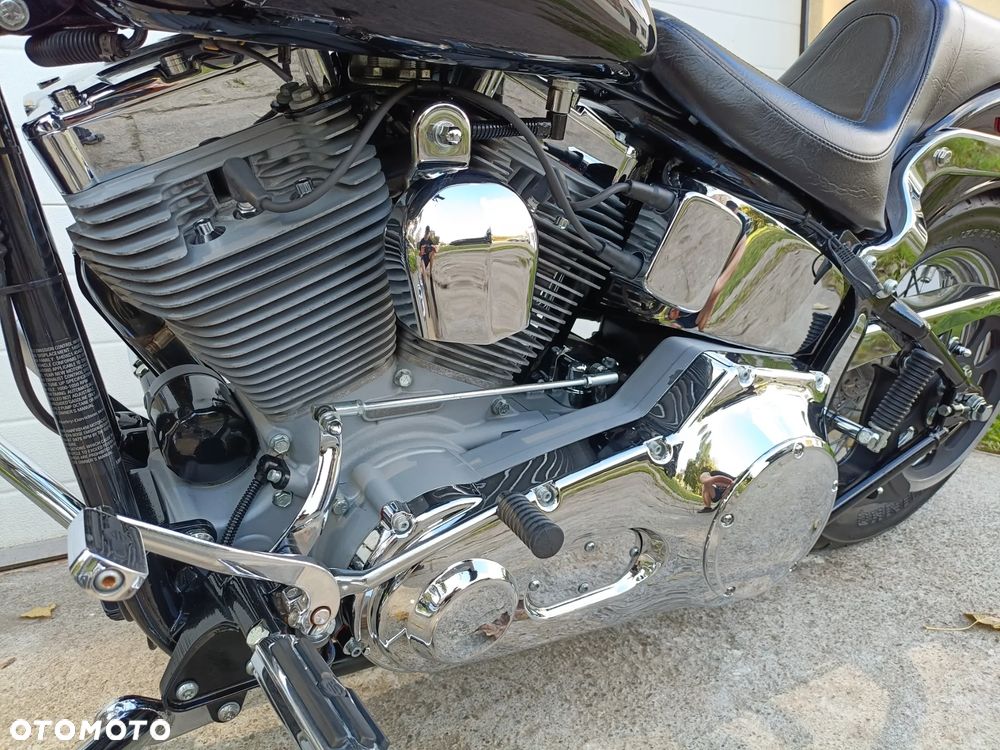 Harley-Davidson Softail Standard - 34