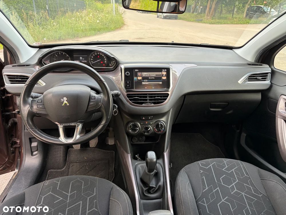 Peugeot 2008 1.2 VTi/Pure Tech Active - 12