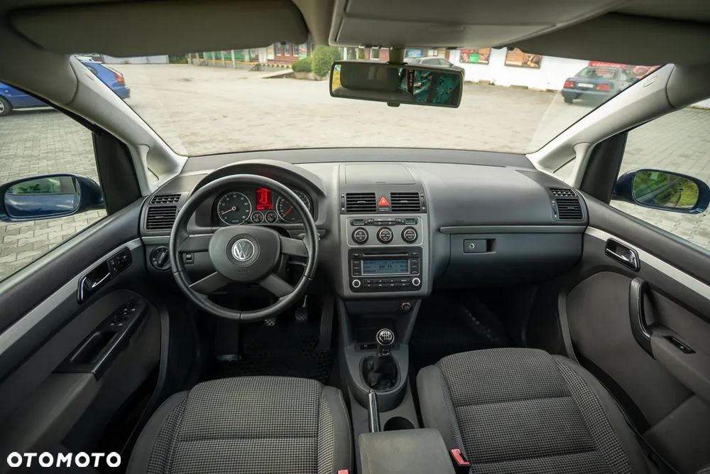 Volkswagen Touran 1.4 TSI United - 25