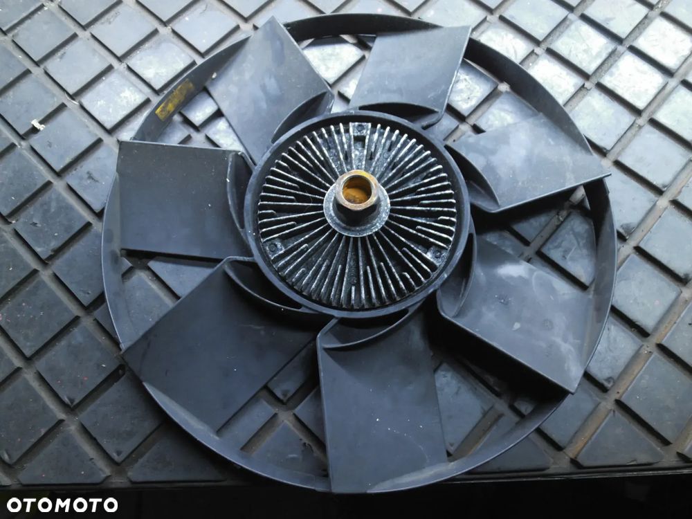 WIATRAK CHŁODNICY WISKO BMW E38 E46 E39 2.5 3.0 D 11522249372 11522249216 - 2