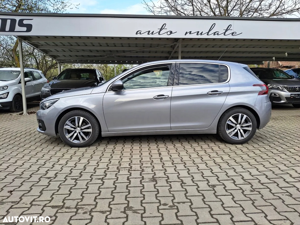 Peugeot 308 1.2 L PureTech Turbo S&S Allure - 3