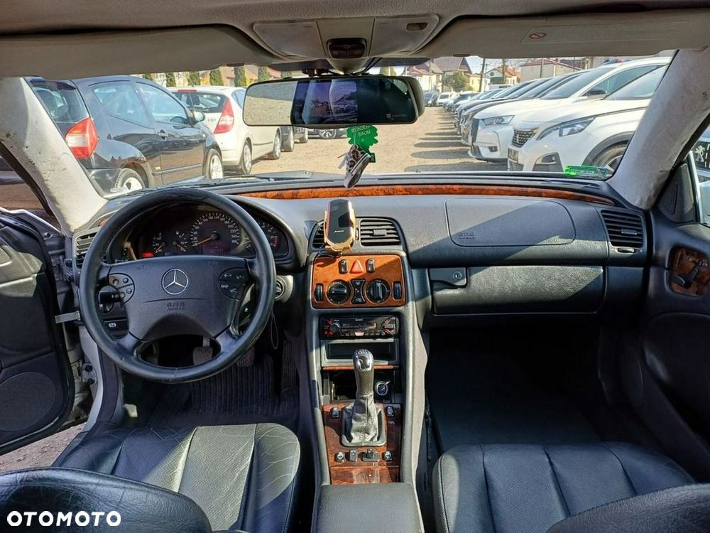 Mercedes-Benz CLK 200 Kompressor - 23