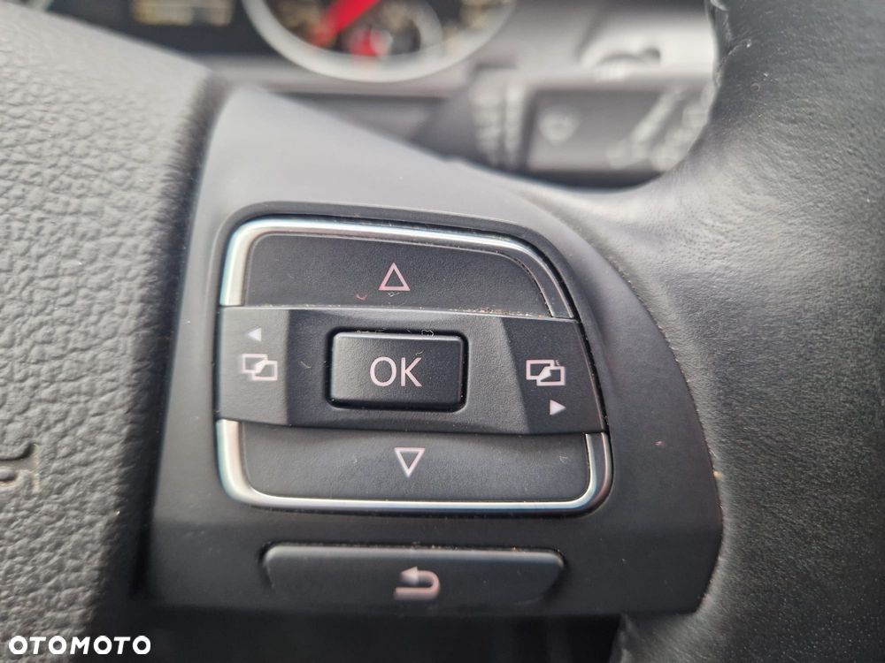 Volkswagen Passat Variant 1.8 TSI Comfortline - 19