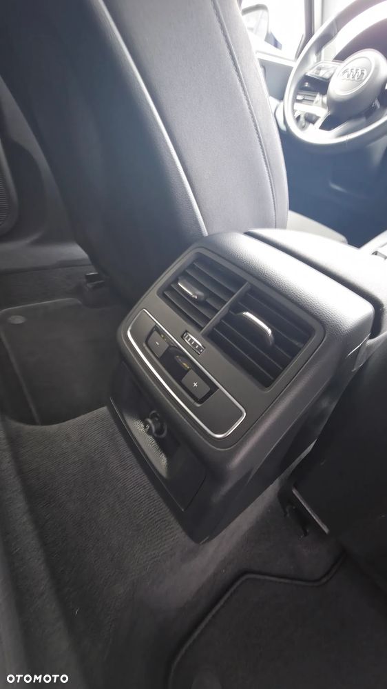 Audi A4 Avant 2.0 TDI Sport S tronic - 13