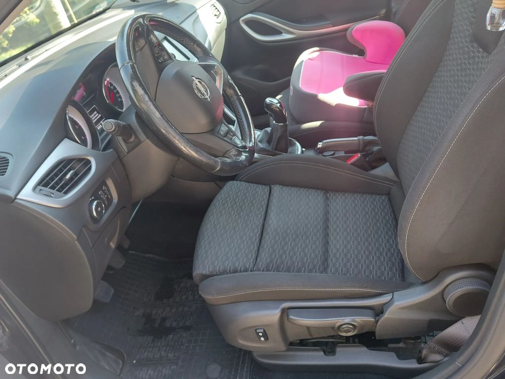 Opel Astra 1.6 CDTI Enjoy - 6