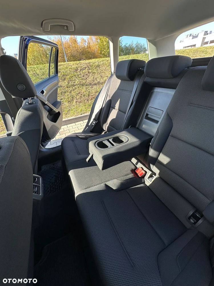 Volkswagen Golf - 14