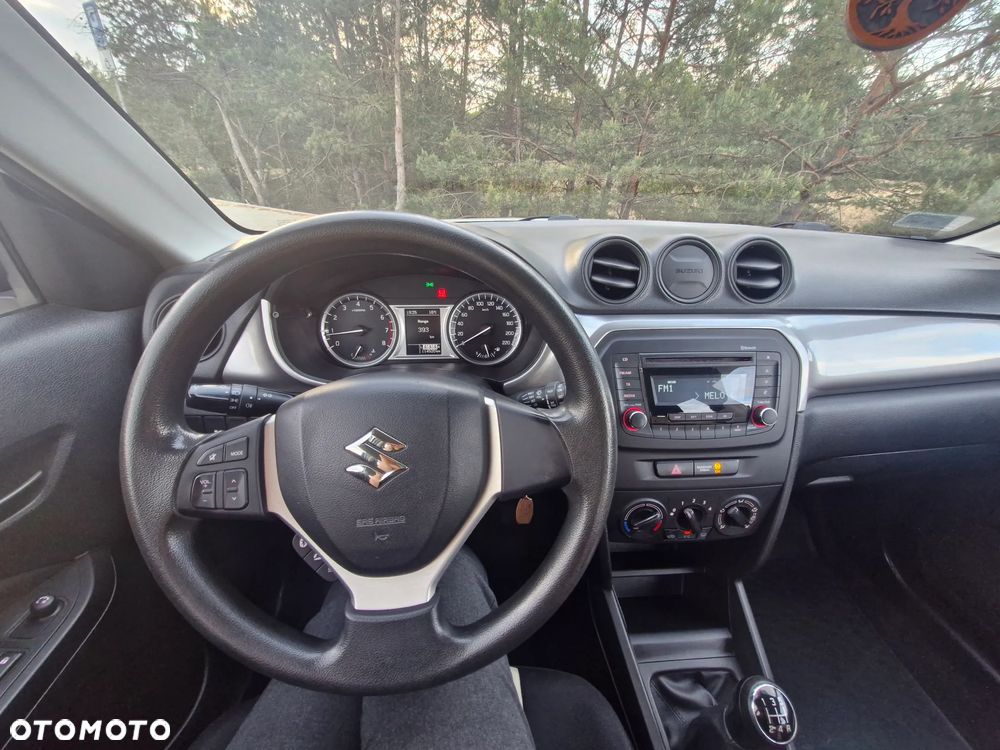 Suzuki Vitara 1.6 Comfort 2WD - 15
