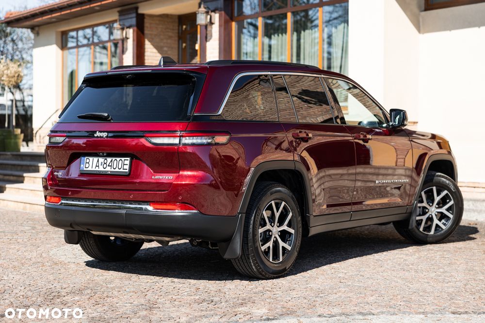 Jeep Grand Cherokee - 14