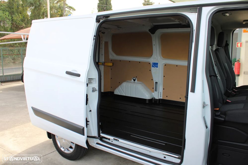 Ford Transit-Custom - 9