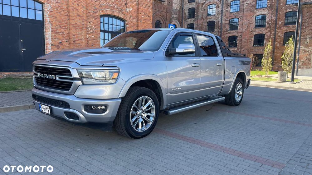 RAM 1500 5.7 Crew Cab Laramie - 1