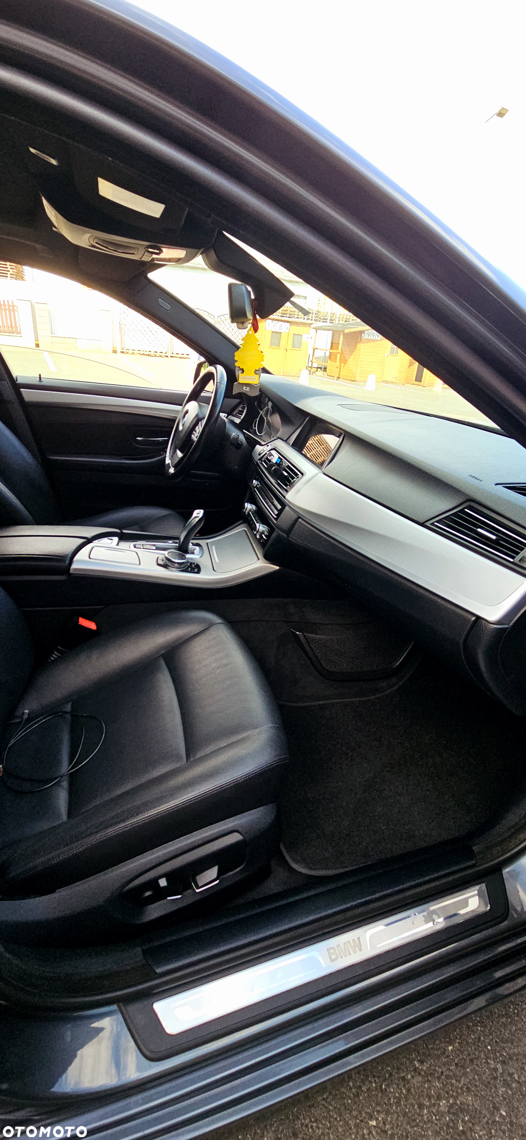 BMW Seria 5 520d Luxury Line - 12