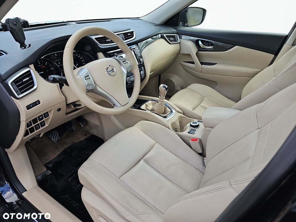 Nissan X-Trail - 12