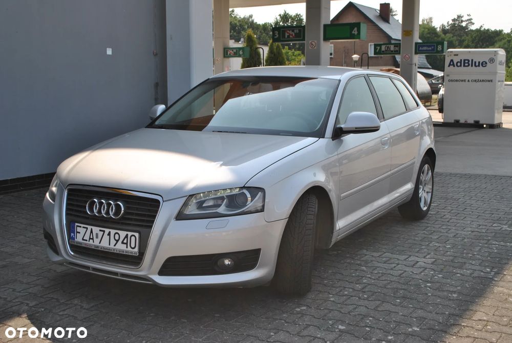 Audi A3 Sportback 1.4T FSI Ambiente S tronic - 2