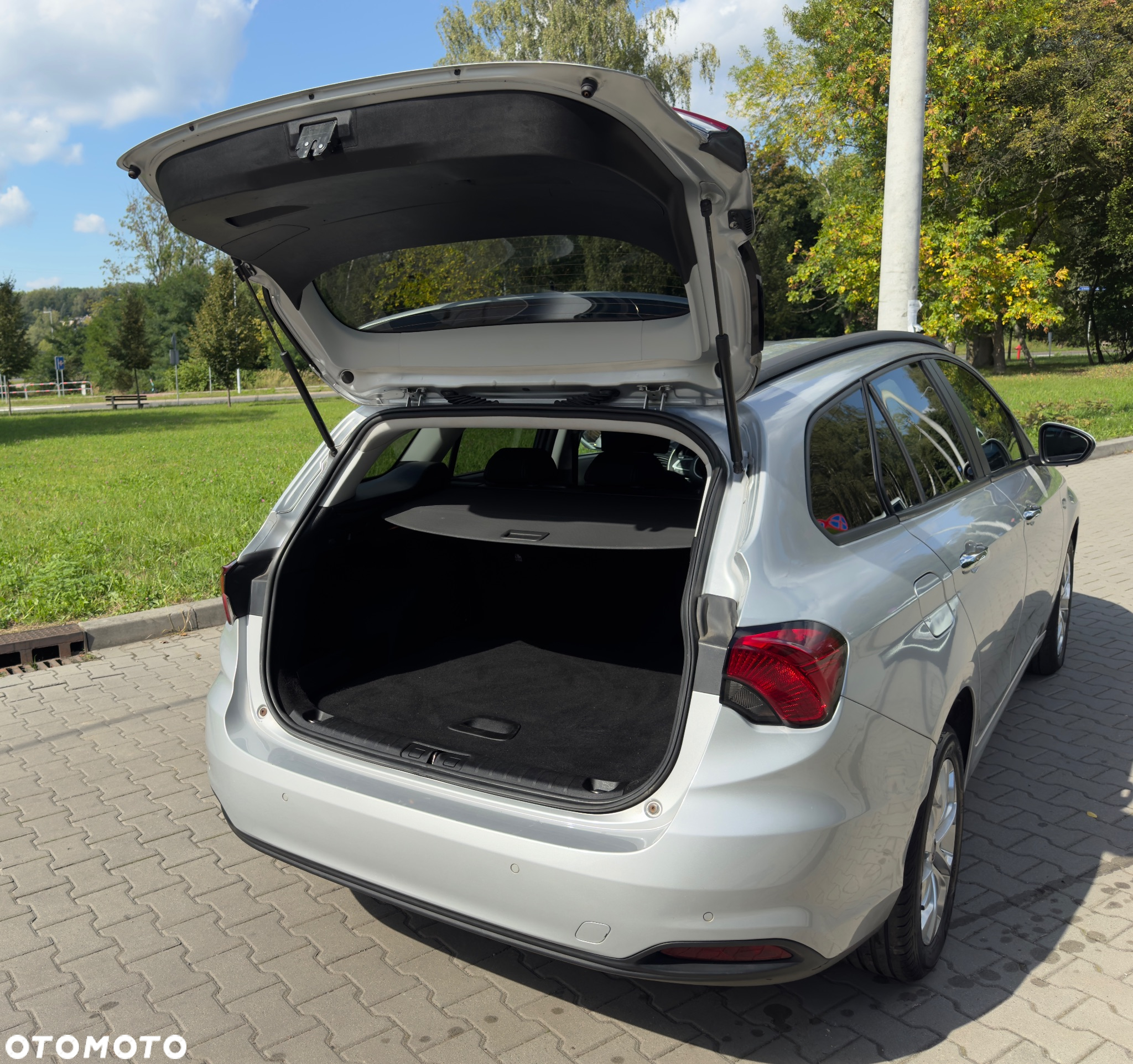 Fiat Tipo 1.4 T-Jet 16v Lounge EU6d - 10