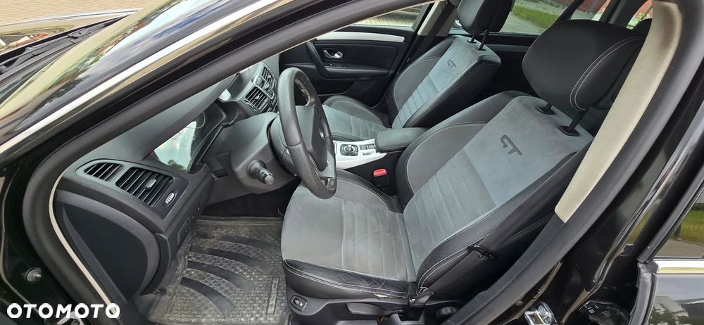 Renault Laguna dCi 180 FAP GT - 9