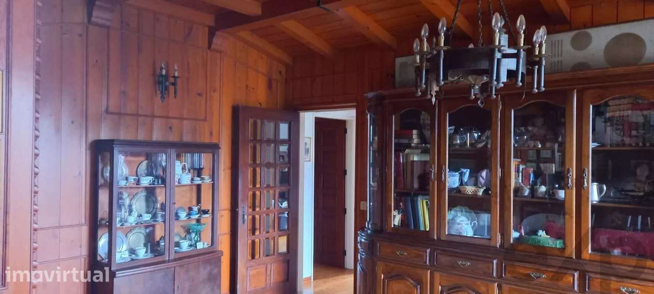 Casa de Aldeia com 13 Divisões em Barcelos - Grande imagem: 4/36