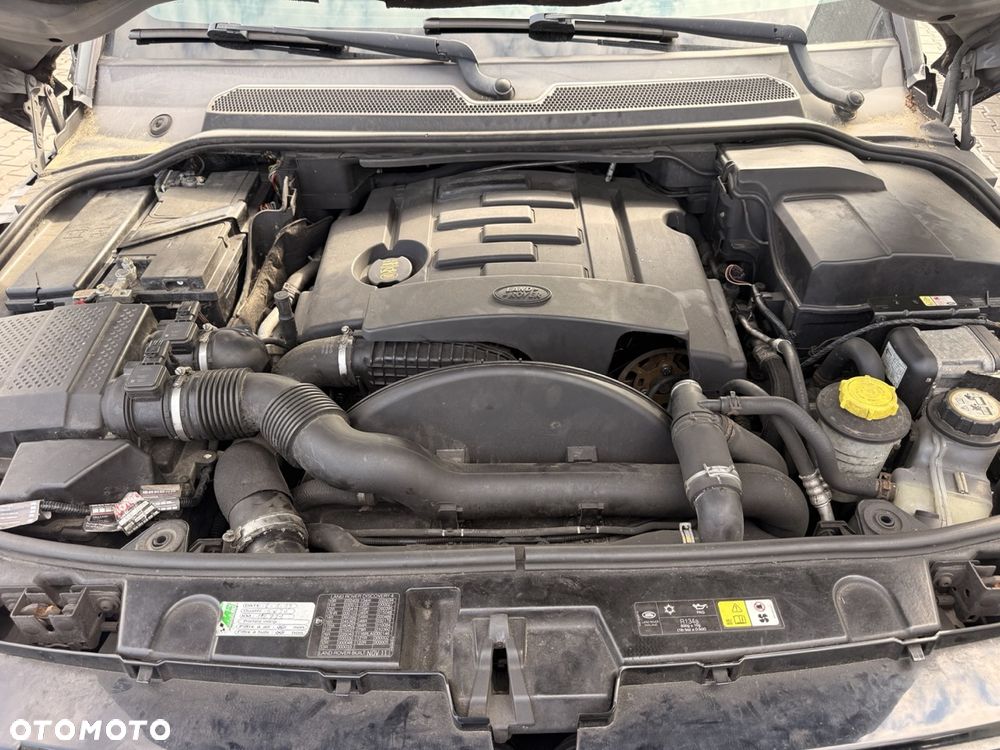 Land Rover Discovery SD V6 HSE - 9