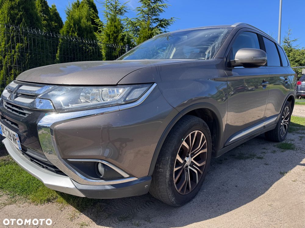 Mitsubishi Outlander 2.2 DID Instyle Navi - 1