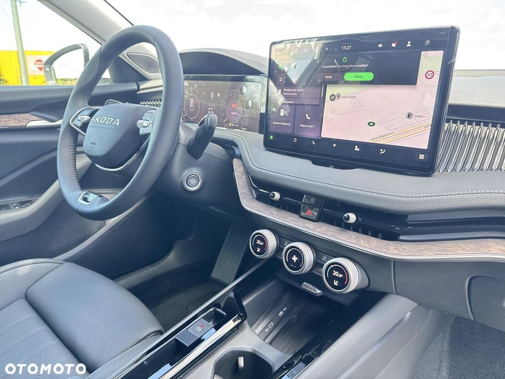 Skoda Superb 2.0 TSI 4x4 L&K DSG - 22