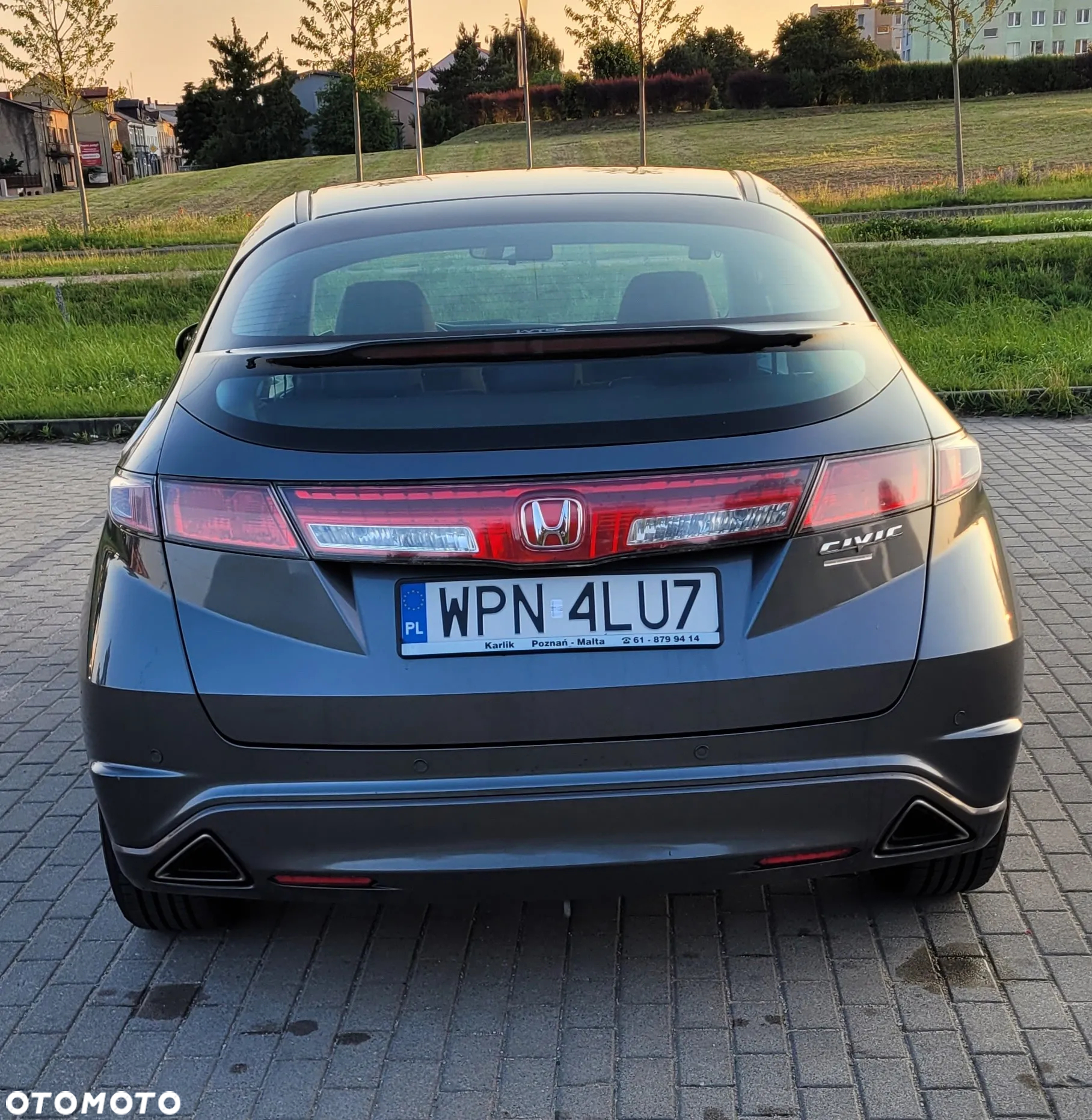 Honda Civic 1.8 Comfort - 4