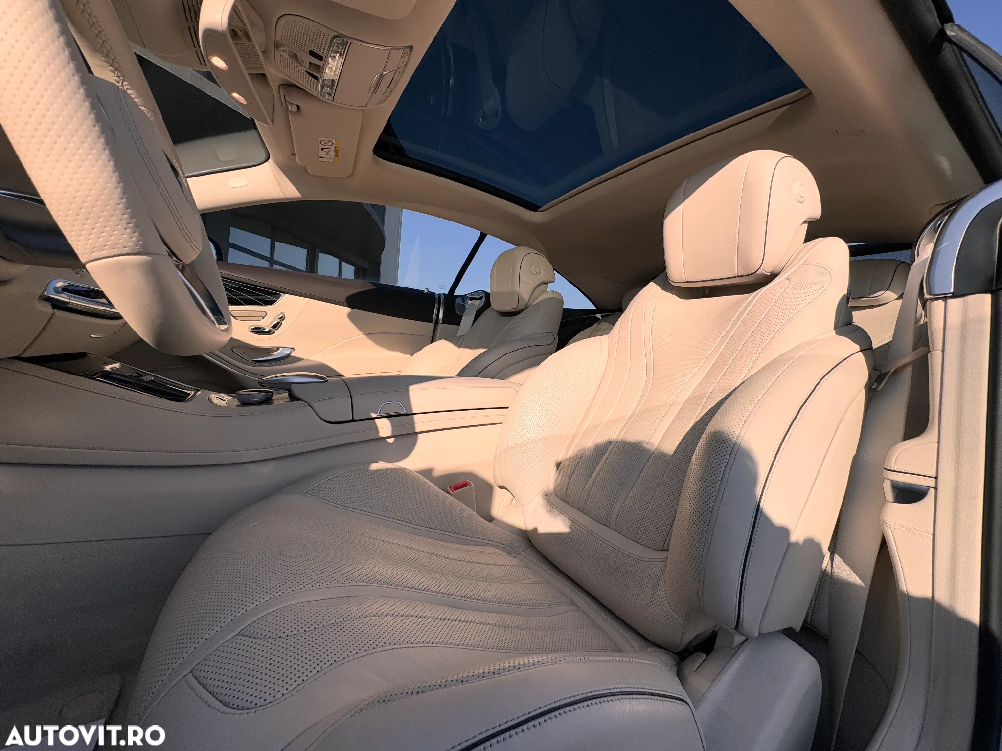 Mercedes-Benz S 500 4MATIC Coupe Aut - 28