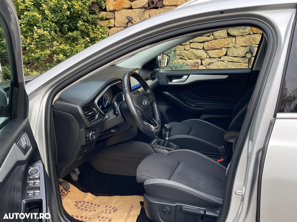 Ford Focus 1.5 EcoBlue Connected - 10