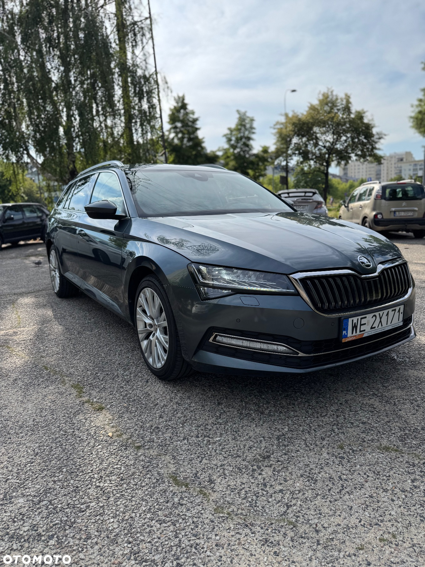 Skoda Superb 2.0 TDI SCR Style DSG - 14