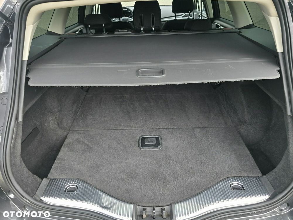 Ford Mondeo - 19